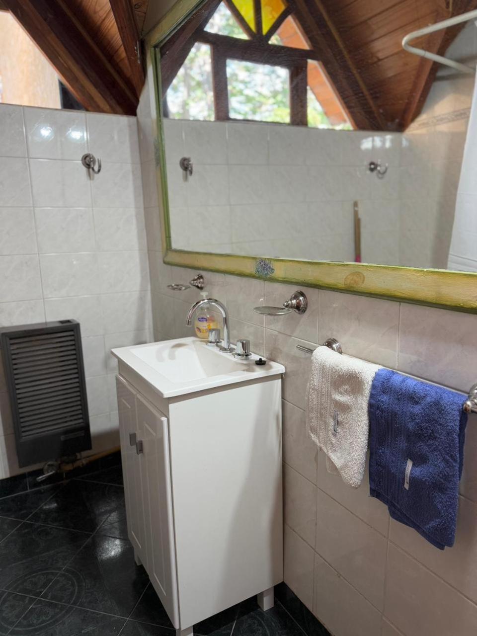 Casa Departamento En El Bosque Apartment Ushuaia Ngoại thất bức ảnh